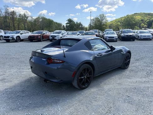Used 2020 MAZDA MX-5 Miata RF Club RWD image 3