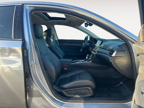 Used 2018 Honda Accord EX-L image 10