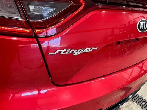 Used 2018 Kia Stinger GT2 AWD/4WD image 9