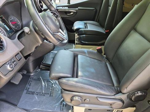Used 2024 Mercedes-Benz Sprinter 2500 image 16
