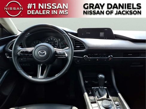 Used 2024 MAZDA MAZDA3 s FWD image 8