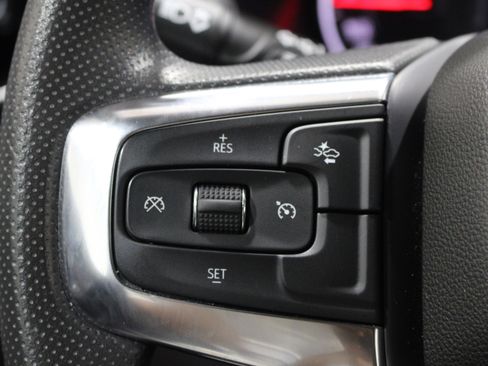 Used 2025 Chevrolet Blazer LT AWD/4WD image 10