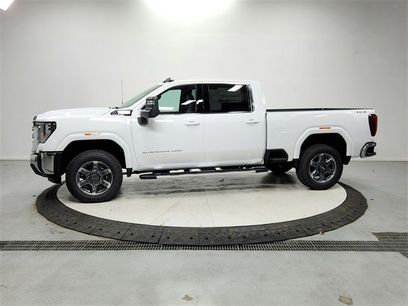 New 2026 GMC Sierra 2500 SLE w/ Preferred Package