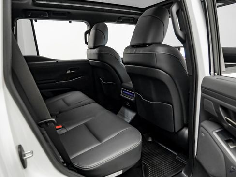 Used 2025 Lexus GX 550 image 76