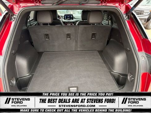 Used 2025 Chevrolet Blazer RS FWD image 36
