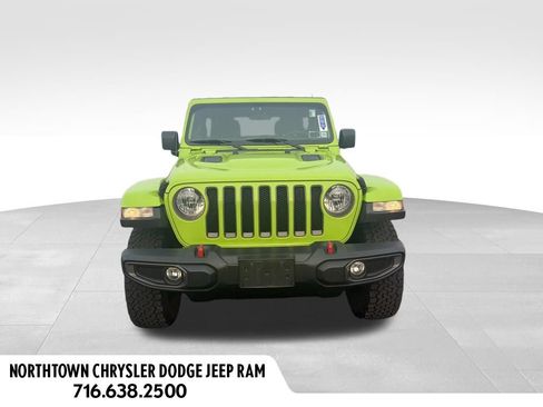 Used 2021 Jeep Wrangler Unlimited Rubicon w/ Cold Weather Group AWD/4WD image 2