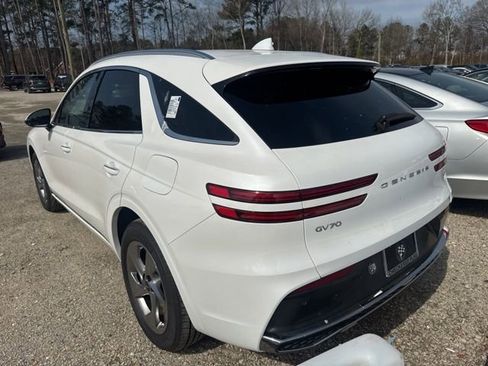 Certified 2026 Genesis GV70 2.5T image 8