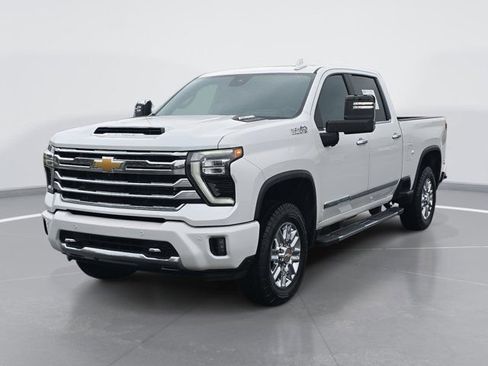 Used 2024 Chevrolet Silverado 2500 High Country w/ High Country Premium Package image 7