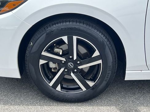 Used 2025 Nissan Sentra SV FWD image 37