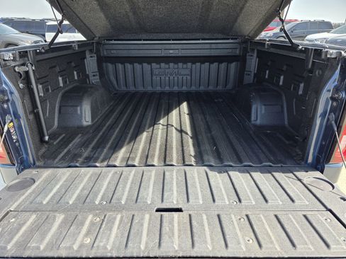 Used 2022 GMC Sierra 1500 SLT image 33