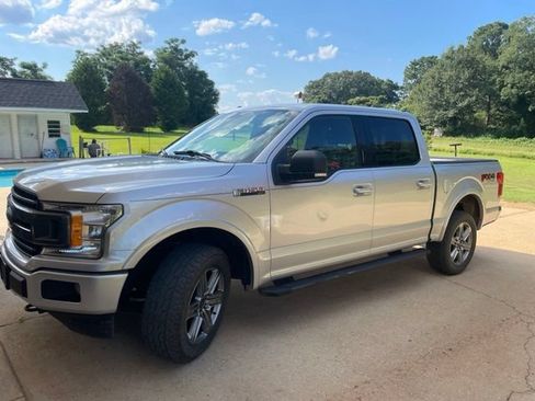 Used 2018 Ford F150 XLT w/ Equipment Group 302A Luxury AWD/4WD image 1