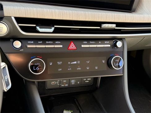 New 2025 Hyundai Sonata SEL image 17
