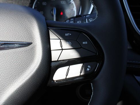 New 2026 Chrysler Pacifica Limited w/ S Appearance Package image 13