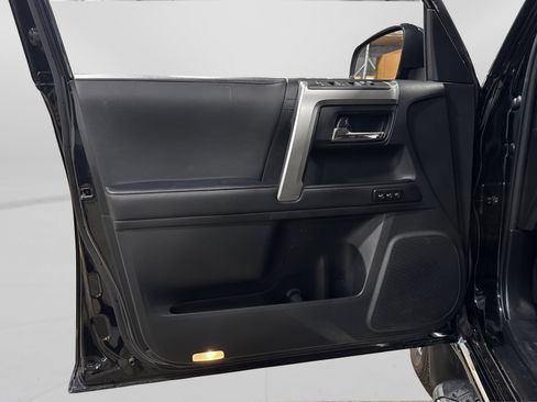 Used 2023 Toyota 4Runner Limited image 15