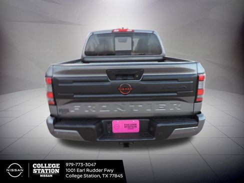 New 2025 Nissan Frontier PRO-4X w/ Pro Premium Package image 5