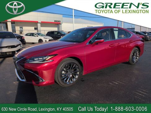 Used 2025 Lexus ES 300h Ultra Luxury w/ Accessory Package (Z1) FWD image 1