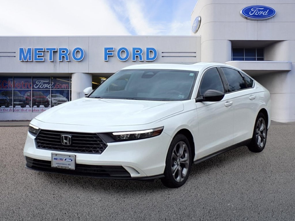 Used 2024 Honda Accord EX image 7
