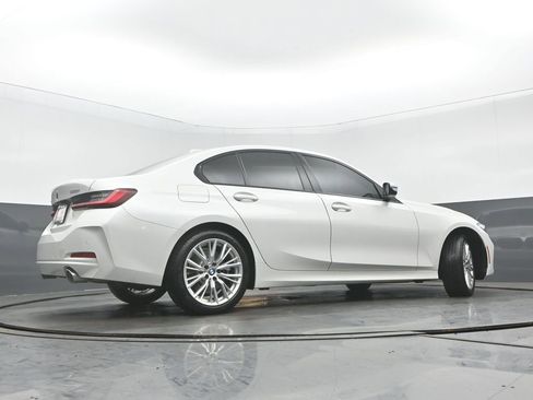 Used 2023 BMW 330i xDrive Sedan w/ Driving Assistance Package AWD/4WD image 32
