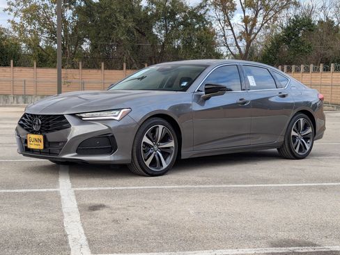 Certified 2025 Acura TLX w/ Technology Package image 8