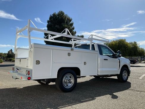 New 2025 Ford F350 XL w/ XL Chrome Package RWD image 86