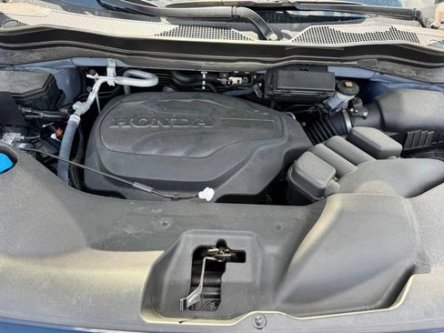 Used 2025 Honda Passport TrailSport image 25