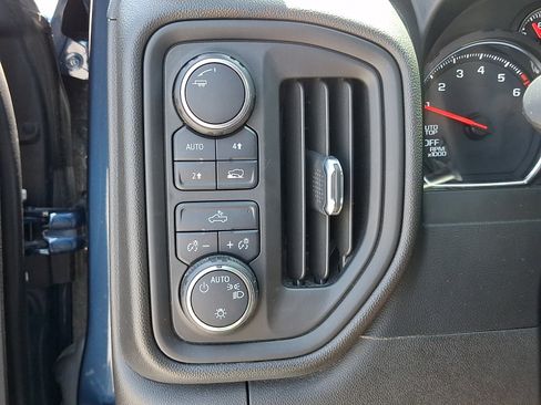 Used 2021 Chevrolet Silverado 1500 Custom w/ Safety Confidence Package AWD/4WD image 23