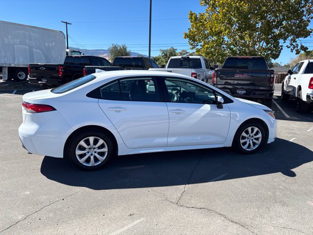 Used 2024 Toyota Corolla LE FWD image 9