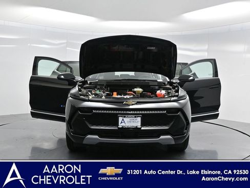 New 2025 Chevrolet Equinox EV LT image 31