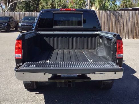 Used 2011 Nissan Titan SV w/ SV Premium Utility Pkg image 9