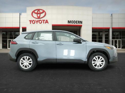 New 2026 Toyota Corolla Cross L image 25