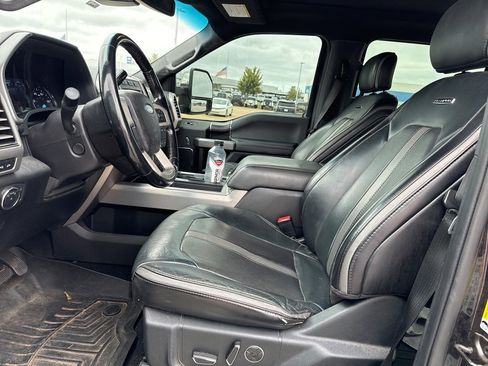 Used 2019 Ford F250 Platinum w/ Platinum Ultimate Package image 8