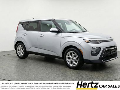 Used 2025 Kia Soul LX w/ LX Technology Package