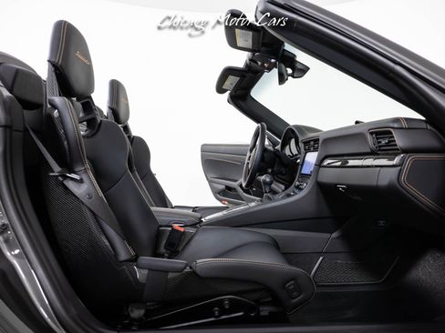 Used 2019 Porsche 911 Speedster RWD image 53