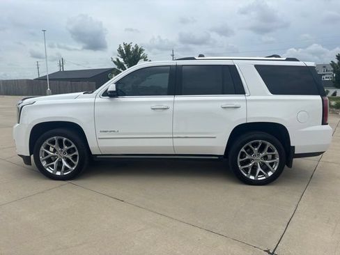 Used 2019 GMC Yukon Denali w/ Denali Ultimate Package AWD/4WD image 44