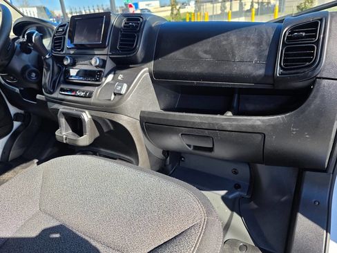 Used 2023 RAM ProMaster 2500 image 17