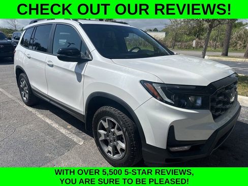 Used 2023 Honda Passport TrailSport image 3