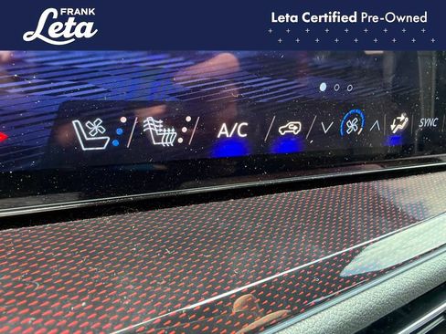Used 2025 Chevrolet Traverse RS w/ LPO, Floor Liner Package FWD image 22
