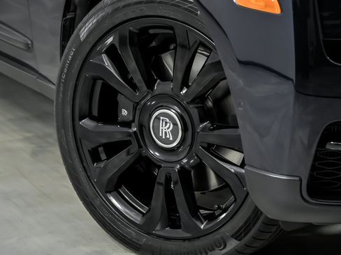 Used 2020 Rolls-Royce Cullinan image 4