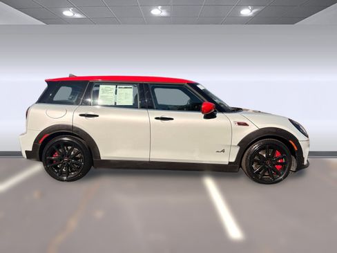 Used 2022 MINI Cooper Clubman John Cooper Works image 8