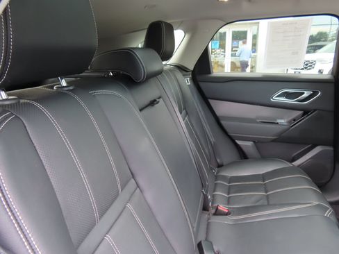 Used 2023 Land Rover Range Rover Velar S AWD/4WD image 32