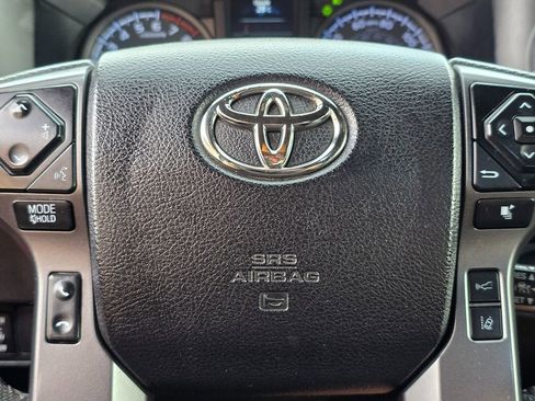 Used 2021 Toyota Tacoma TRD Sport w/ Technology Package image 29