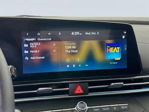 Used 2024 Hyundai Elantra SEL image 29