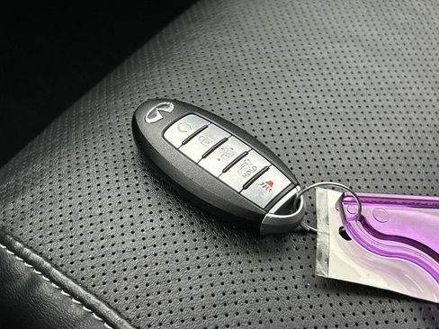 Used 2024 INFINITI QX80 Luxe image 34