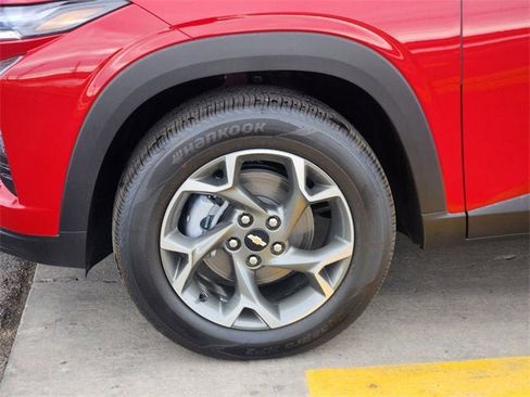 New 2026 Chevrolet Trax LT image 10