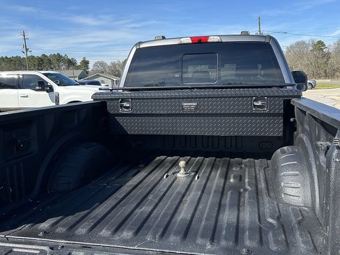 Used 2023 Ford F250 Lariat w/ Sport Appearance Package image 6