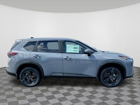 New 2026 Nissan Rogue SV AWD/4WD image 2