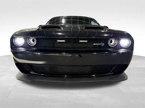 Used 2019 Dodge Challenger SRT Hellcat w/ Plus Package image 2