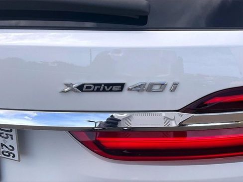 Used 2022 BMW X7 xDrive40i w/ Premium Package image 8