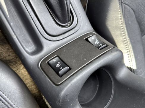 Used 2003 Chevrolet Monte Carlo SS image 24