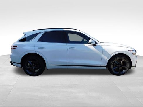 Used 2026 Genesis GV70 3.5T Sport Prestige image 9